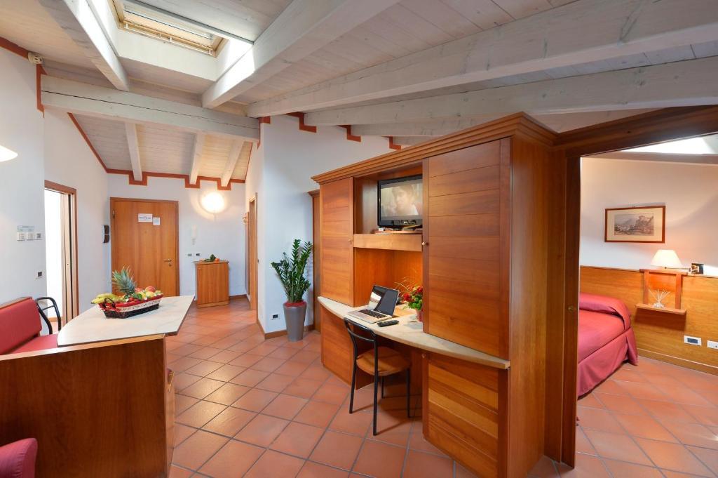 Residence Del Messaggero ロヴェレート 部屋 写真
